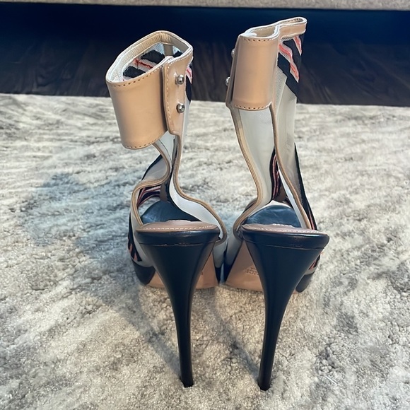 L’Agence Black and Orange Striped Mesh Heels - Picture 5 of 7